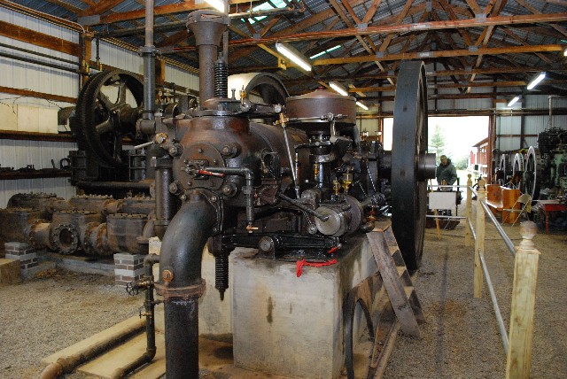 Otto 175 hp Engine and Deane Pump