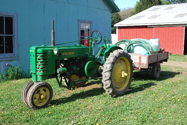 John Deere Model H