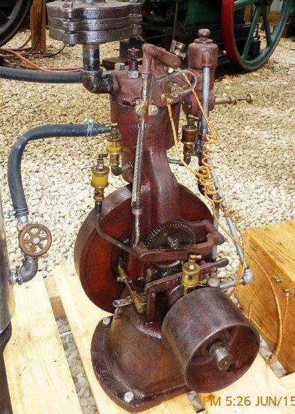 Bates and Edmonds Engine