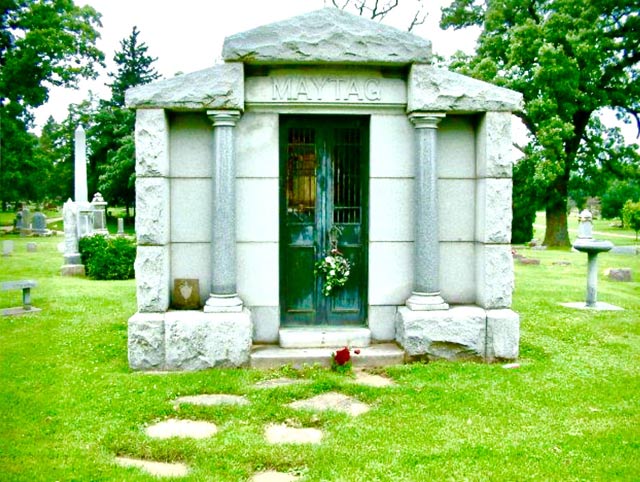 Maytag Mausoleum